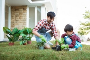 Faire du jardinage avec ses enfants