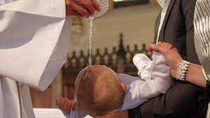 Quelles idées cadeaux offrir baptême